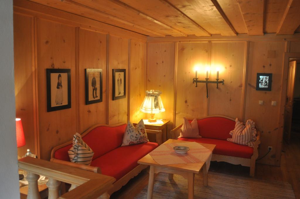 Romantikhotel Almtalhof Grünau im Almtal الغرفة الصورة